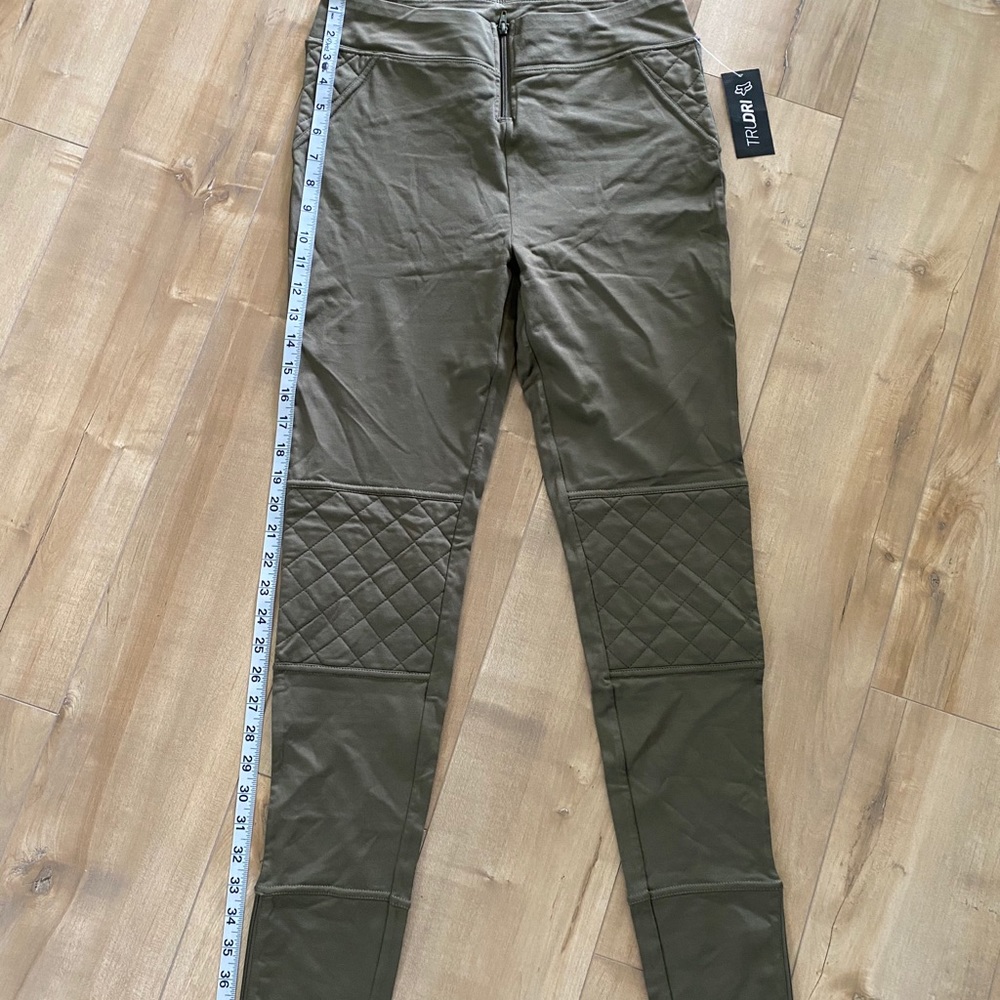 Fox Racing Women’s Legging with zippers.